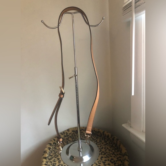 Michael Kors Karla Large Signature Tote - Picture 9 of 15